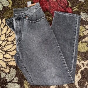 Levi's Women's Charcoal Straight Leg Jeans
